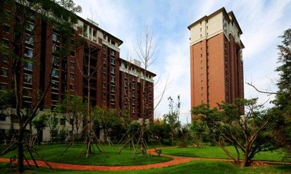 七个之多,包括恒华安纳湖,中建国际城,合景悦邑,会展誉景,顺鑫华玺瀚
