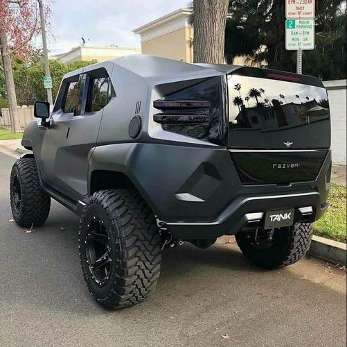 燃爆了的越野车 rezvani tank x 回头率爆表