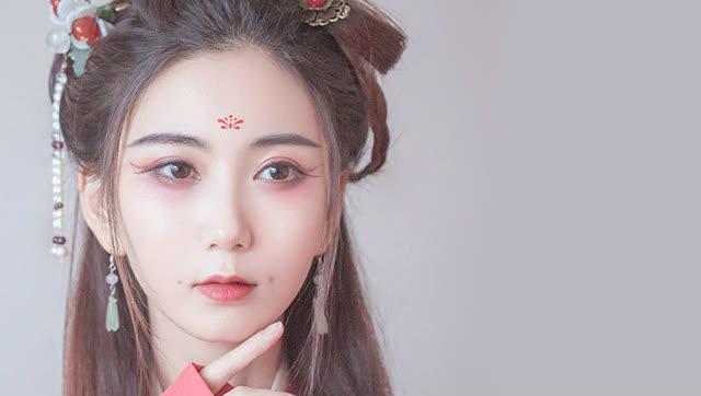 除夕来玩一场穿越 超美的古典中国风妆容