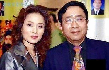 "爷孙恋"又来了,风波刚过,又在度爆红网络