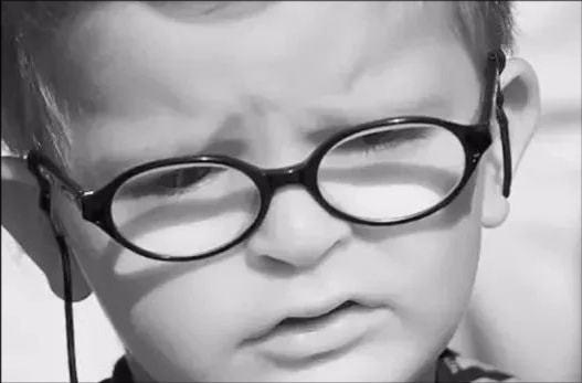 科普一眼近视一眼远视双眼度数不同怎样配眼镜才舒适