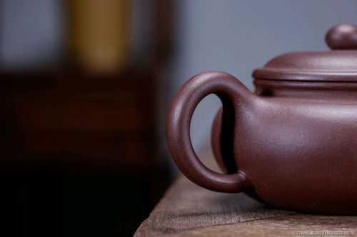 宜兴紫砂紫泥名家周成易手工仿古壶