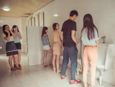 泰国人妖到了厕所门口是去男厕所还是女厕所