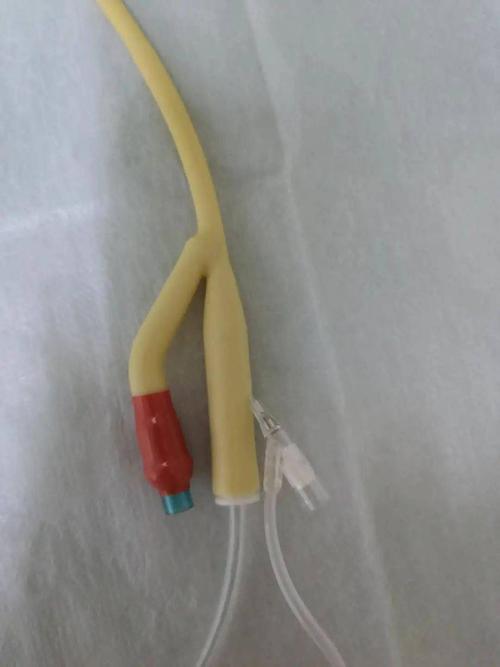 这样做膀胱冲洗,她们受到了护理部的表扬