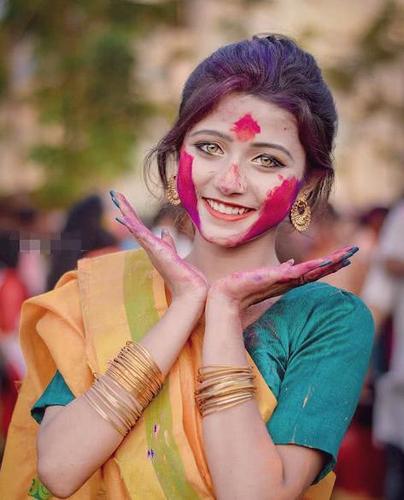 拥有神仙颜值的印度女孩,曾凭橄榄绿眼睛走红,如今