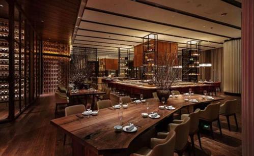 《2020北京米其林指南》中的推荐餐厅之一,新荣记(新源南路店).