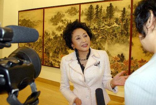 傅益瑶携《端午颂》来沪 忆父亲傅抱石