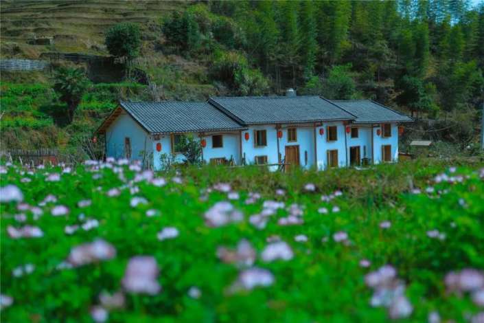 【崇义客天下耕心民宿】地址:上堡乡上堡梯田八卦田景区内18栋 –