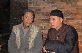 赵毅虽然观众们不太熟悉,但因出演《雍正王朝》中的李卫,曾经也为