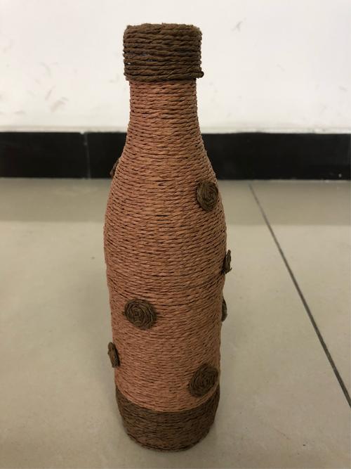 《彩绳装饰瓶》五3班作品欣赏!