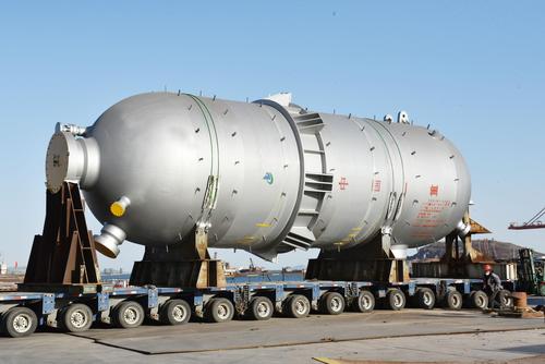 加氢反应器完工,中国一重重点项目产品为经济发展"加油"