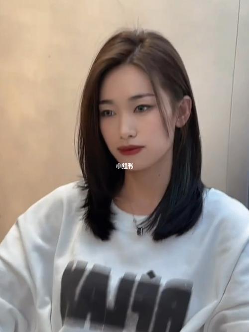 今日发型分享,层次感锁骨发 减龄显瘦免打理_发型_锁骨发_烫发_设计