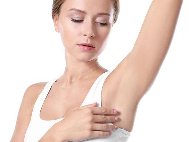 郭女士现在的情况是,明确了是右侧腋窝淋巴结肿大,而且不是一个,而是