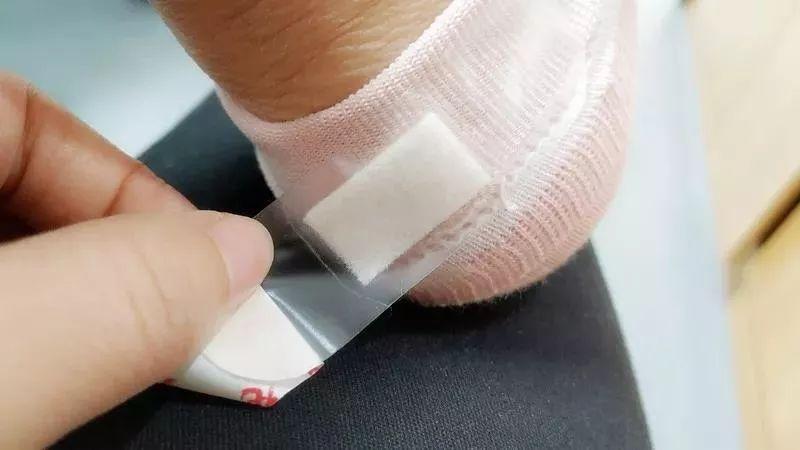 亲爱的,我新买的袜子好看吗?分分钟穿出大妈