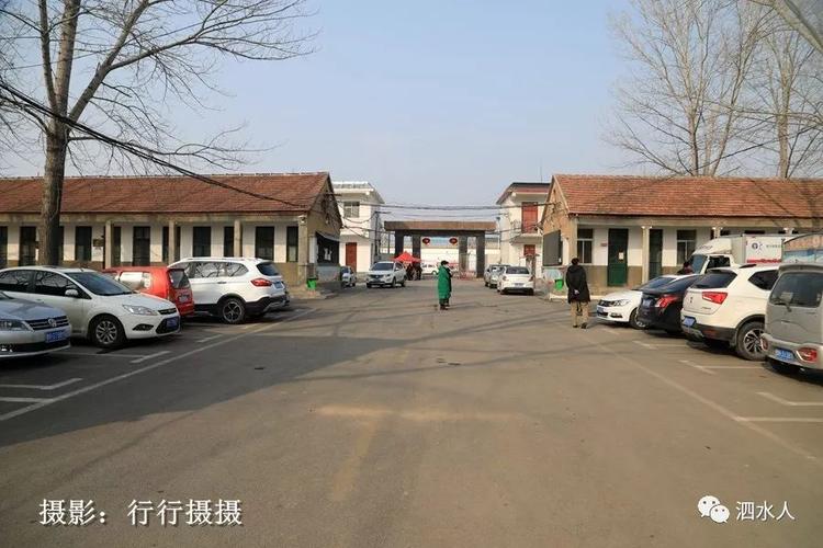 下面,请大家跟随行行摄摄的镜头看看这些泗水"逆行者"到第一批(中册镇