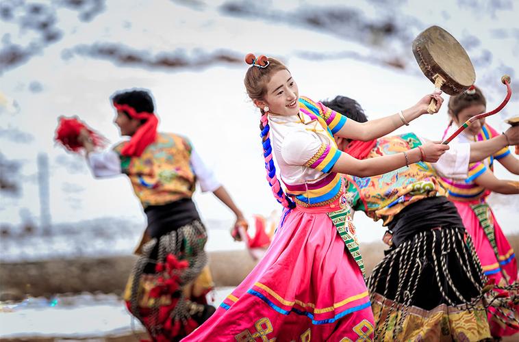 热巴舞 燃烧了青藏高原的生命之舞_快搜西藏