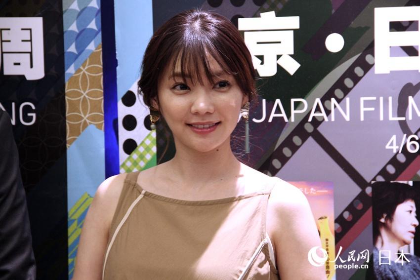 日本女演员仓科加奈首次来华爱上中国美食 公开表白涮羊肉