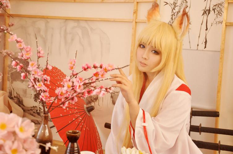 和服装妹子cos很优雅,妹子无节操下限cos