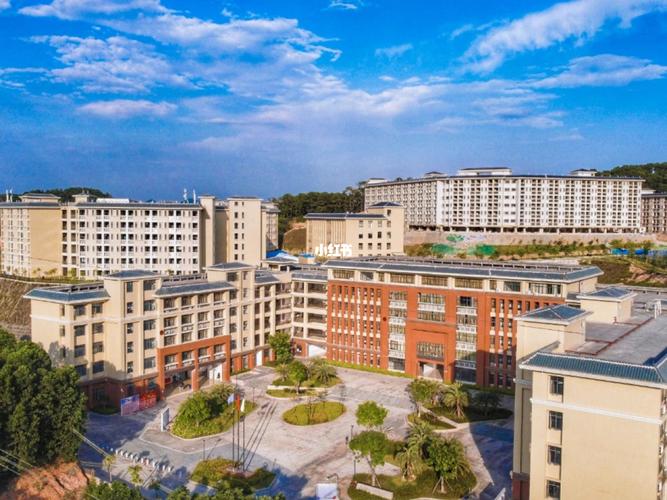 广州华南商贸职业学院——校园风景_风景_广州华南商贸职业学院_相机