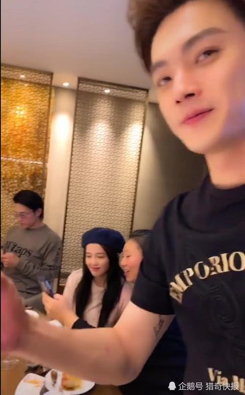 许凯庆生照曝光,与白鹿中间偏偏隔了一个她,cp粉:有点懵!