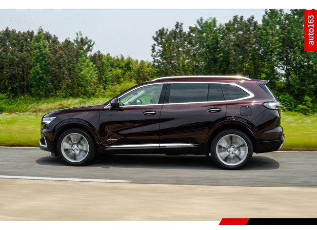 全新中型suv上汽通用别克昂科威plus今晚上市