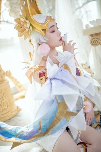 王者荣耀cos貂蝉画面十分唯美边看边擦口水