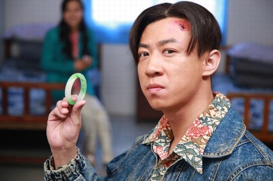  p>牛二是电视剧《俺娘田小草》中的反派人物. /p>