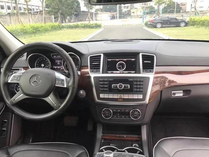 【哈尔滨】2015年5月 奔驰 奔驰gl级 2014款 gl 550 美规版 自动档