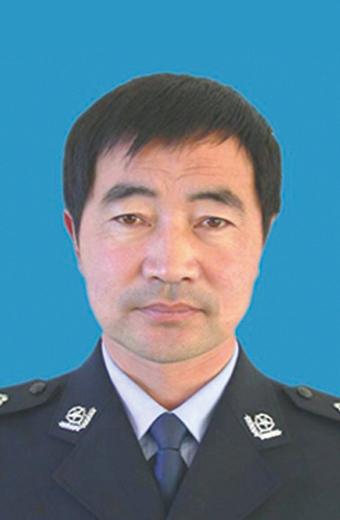  /p> p>现任苏尼特右旗副旗长;旗委公安局党委书记,局长. /p>