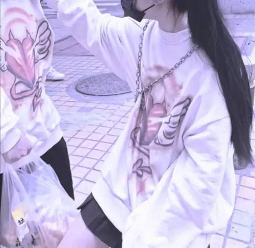 不露脸情侣头像:高甜限量版/情头