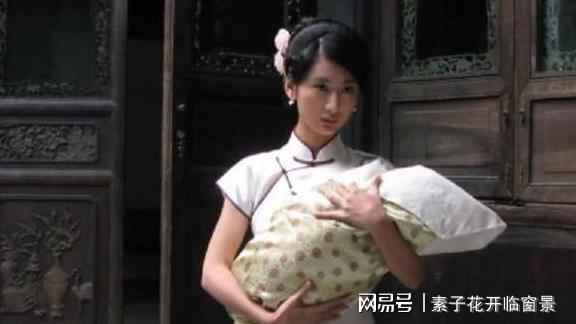 古代有钱人家里的奶娘,除了给孩子喂奶,还有一项职责