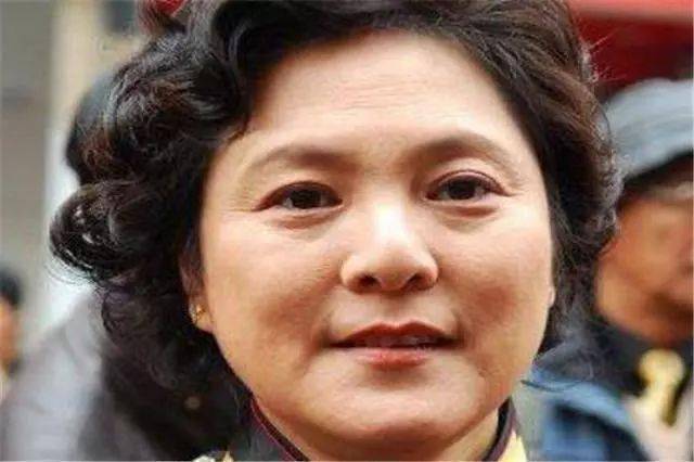 郭凯敏妻儿素颜曝光儿子长相英俊颜值高妻子是尤勇前妻