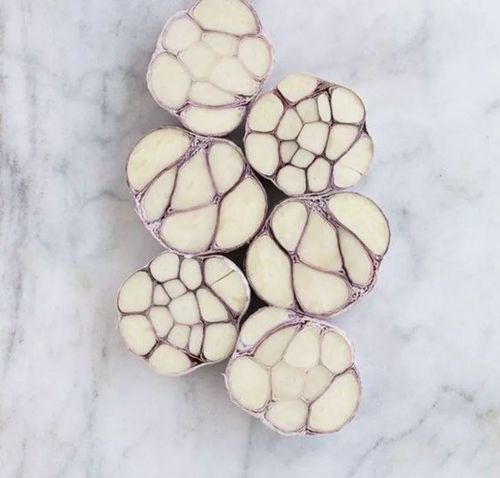 小窍门 | 还在炒菜放大蒜吗?赶紧看看吧,别怪我发晚了