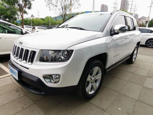 2014年7月jeep 指南者 2014款 2.4l 四驱运动版