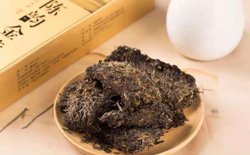 乳山中茶照平红茶高清图