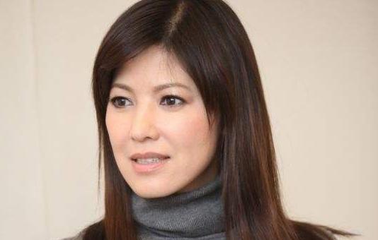 20年前,"飞车捉奸"后为求子5年爆肥30斤的陈明真,现状