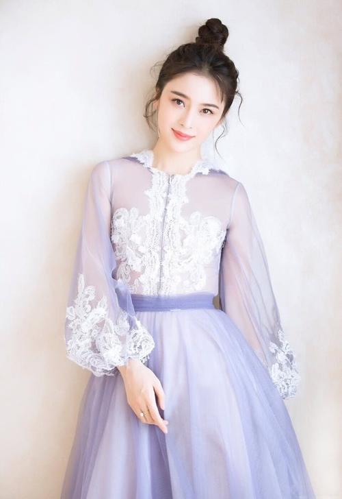 赵韩樱子真会玩穿透视薄纱裙不穿内衣网友不小心都看到了