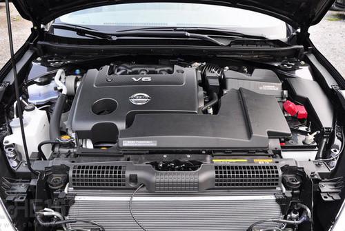 新天籁使用了2.5l v6车型作为销售的主力