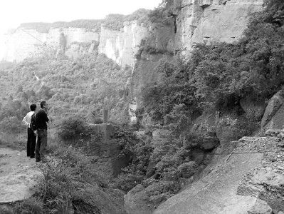 恢复百年前剑门关