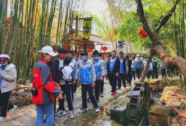 竹泉村生态研学课程入选第三批省级中小学生优秀研学课程