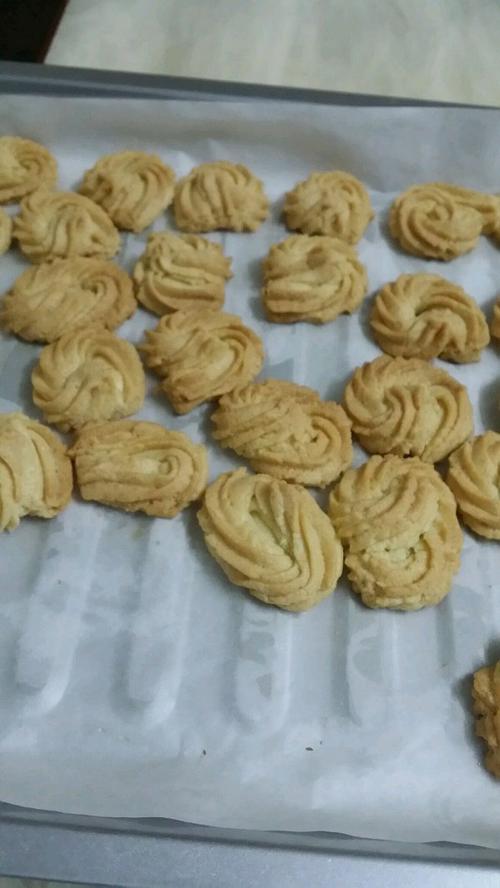 曲奇饼干的做法(烤箱.