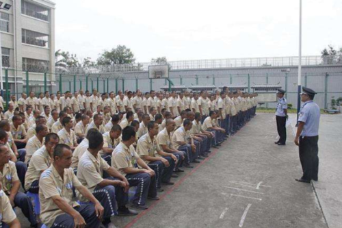 犯人在监狱里,吃喝住行要缴费吗?没钱会怎么样?今天总算解惑了