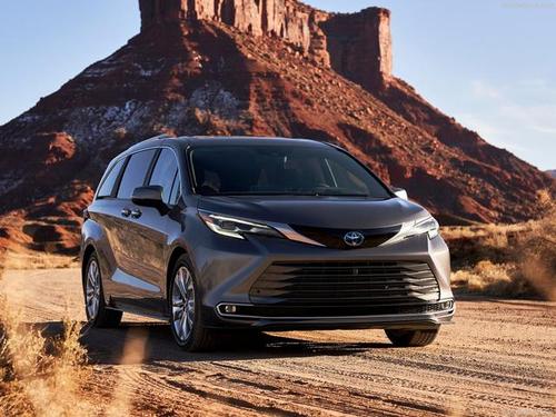 国产广汽丰田塞纳亮相工信部,相比gl8谁更值得买?