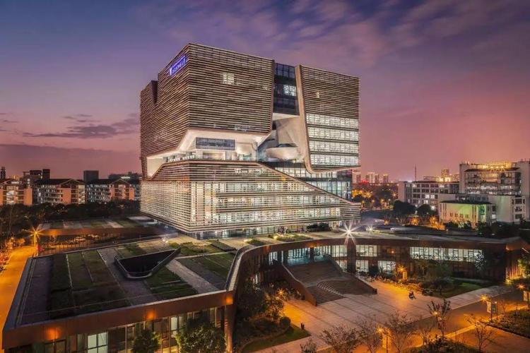 西交利物浦大学