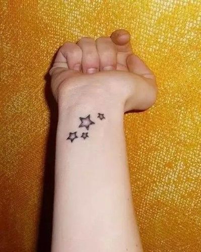 星星纹身图案手臂图片