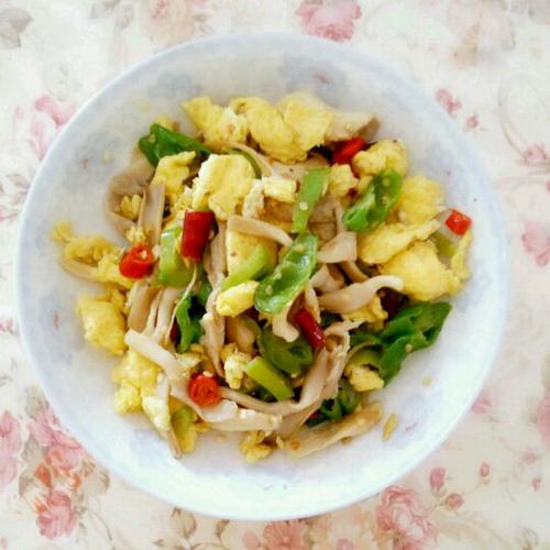 蘑菇炒鸡蛋