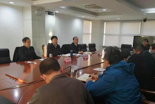 12月18日下午,市交通运输委党委书记,主任王魁臣,副主任杨树海,朱宝平