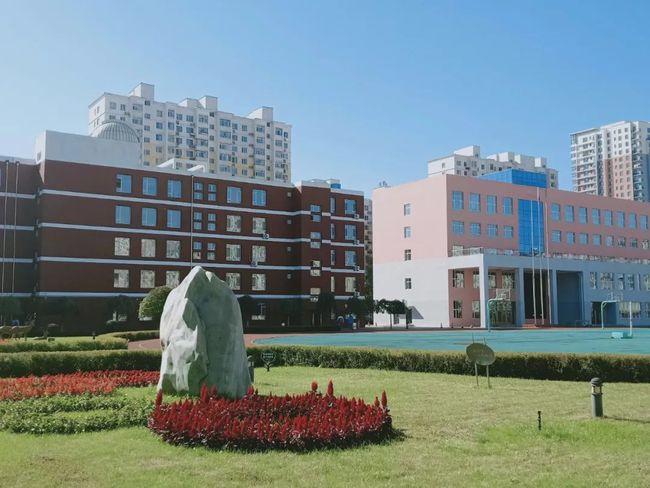 请叫我吉林四中少年