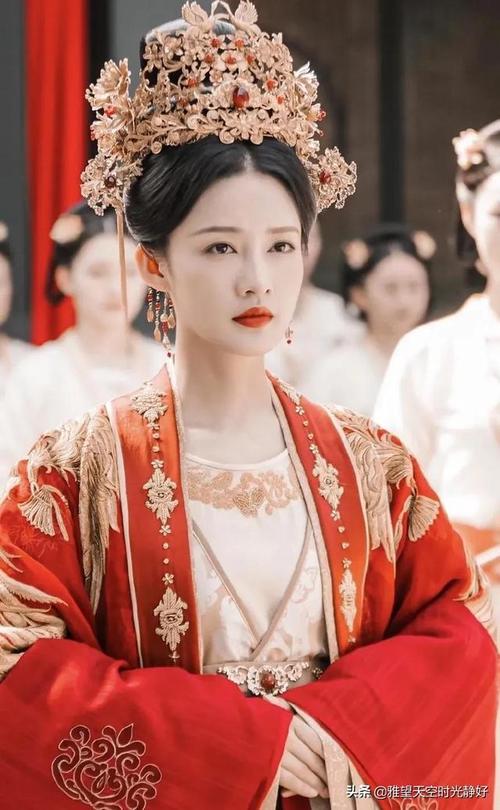 盘点影视剧中绝美的古装嫁衣凤冠霞帔春风面十里红妆不负卿