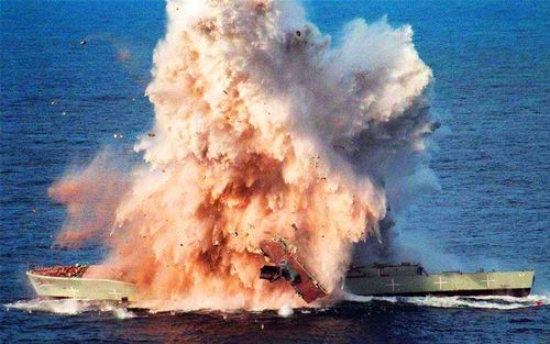 中国海军史上最严重的事故4000吨驱逐舰爆炸主力战舰直接减少20